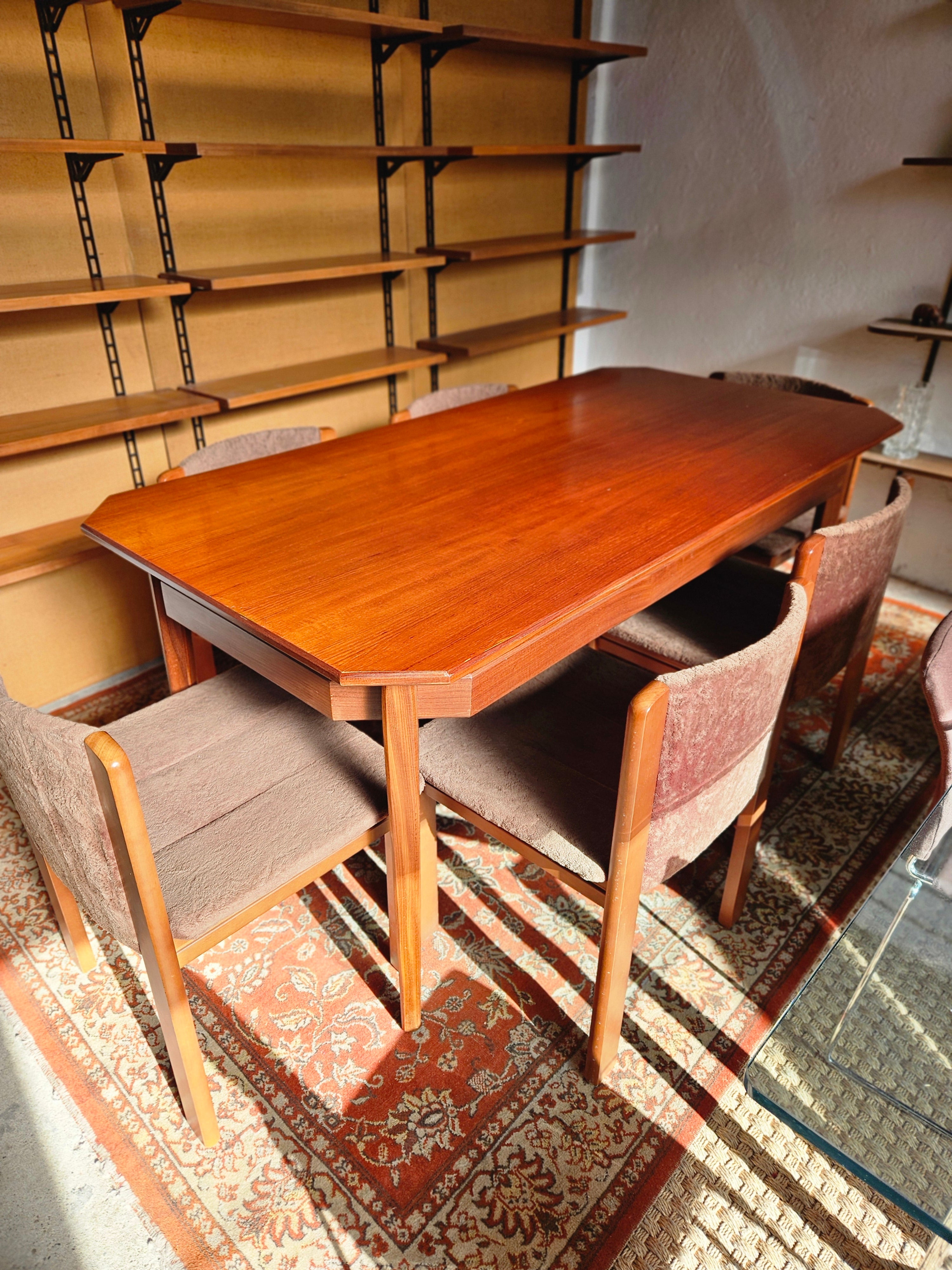 TAVOLO DA PRANZO ANNI 60
