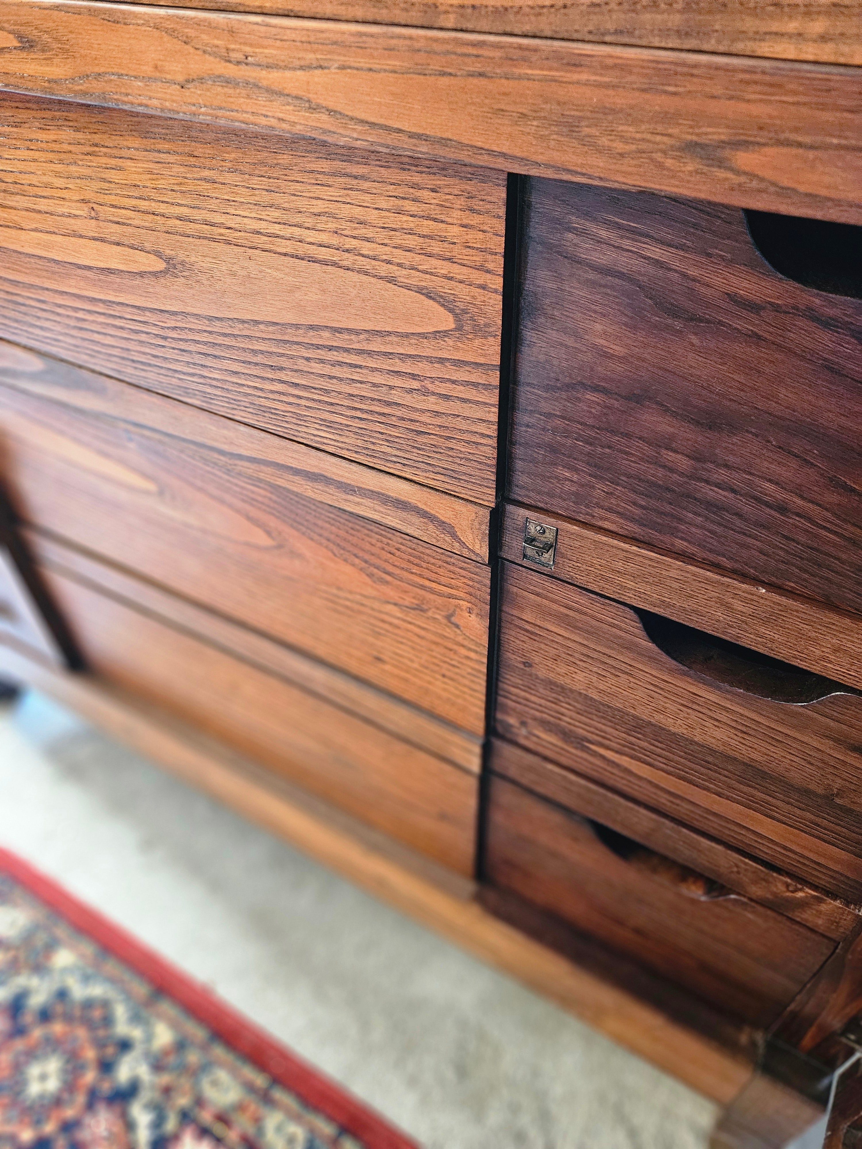 CASSETTIERA IN STILE LIBERTY