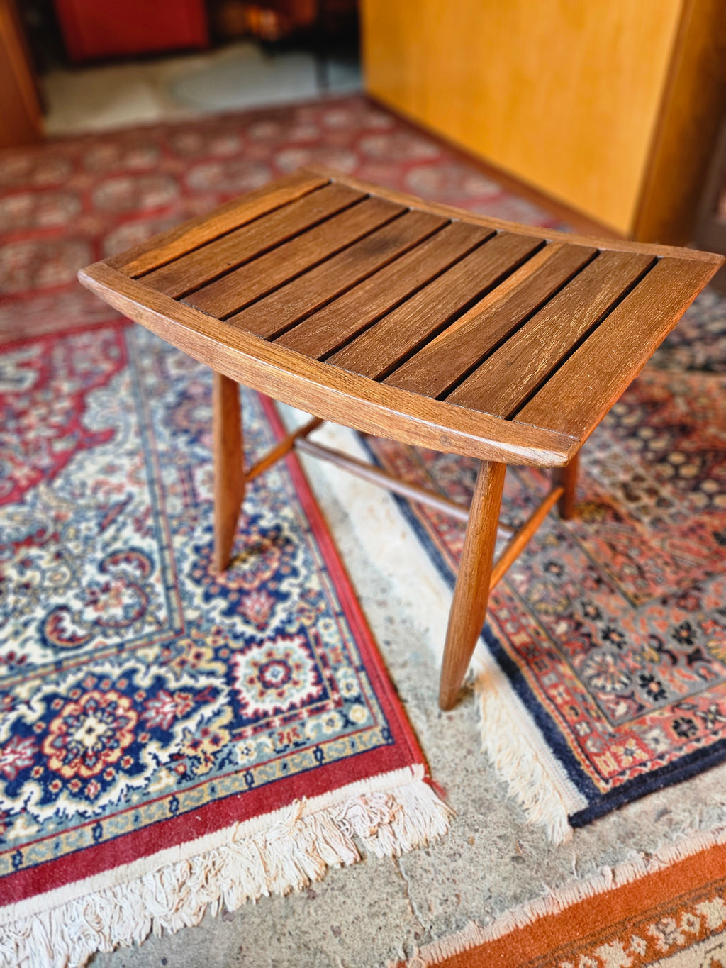 SGABELLO VINTAGE IN STILE DANESE