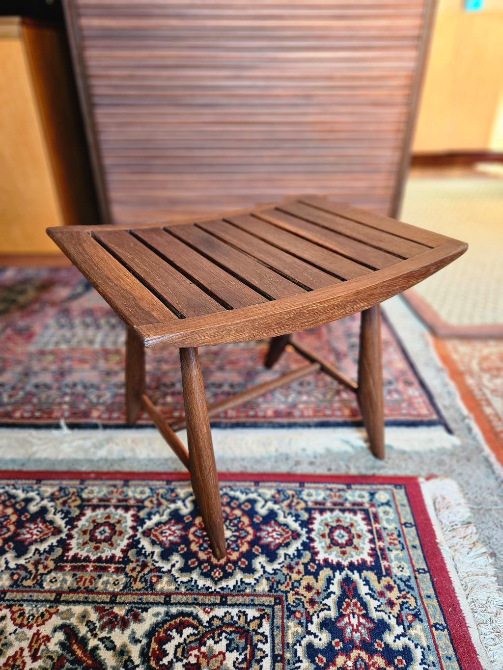 SGABELLO VINTAGE IN STILE DANESE