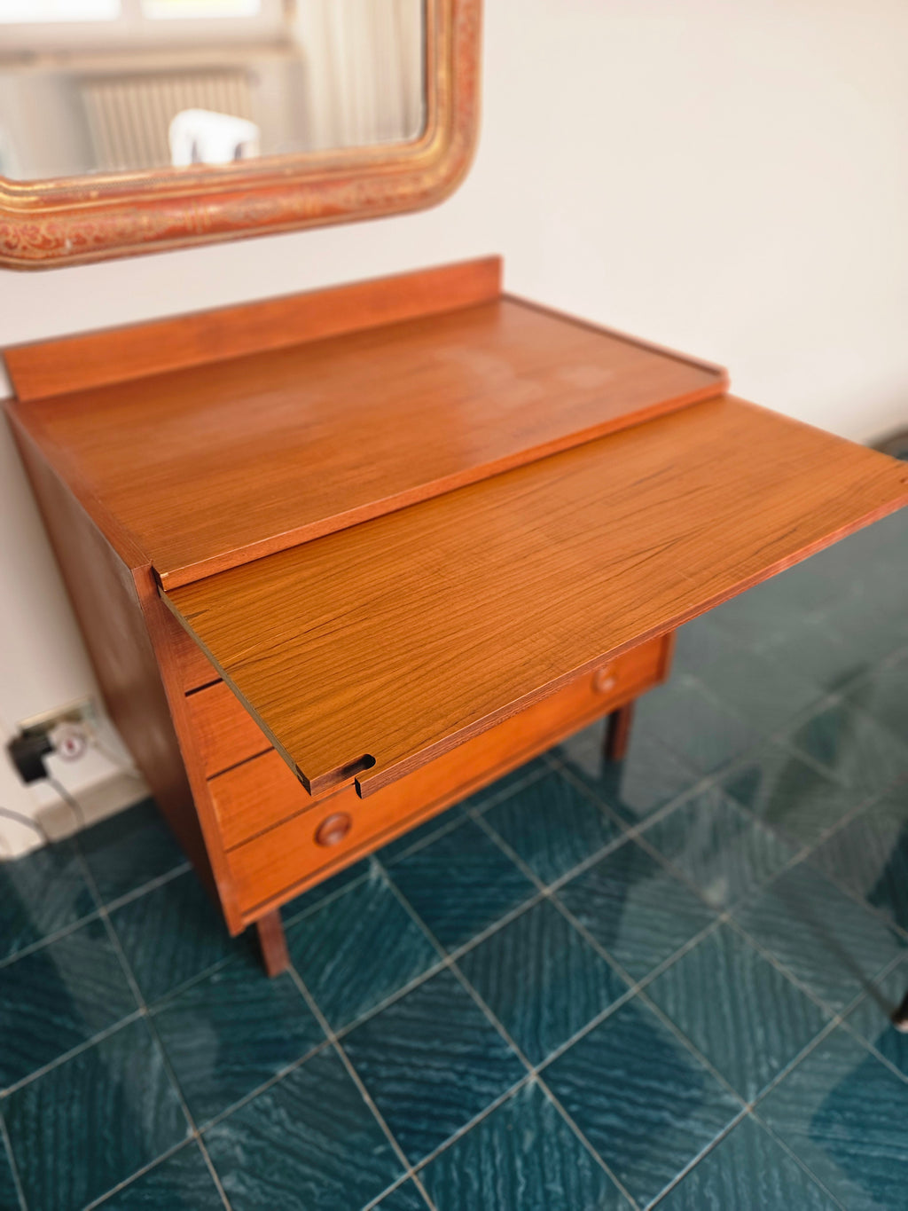 CASSETTIERA IN STILE SCANDINAVO ANNI 60