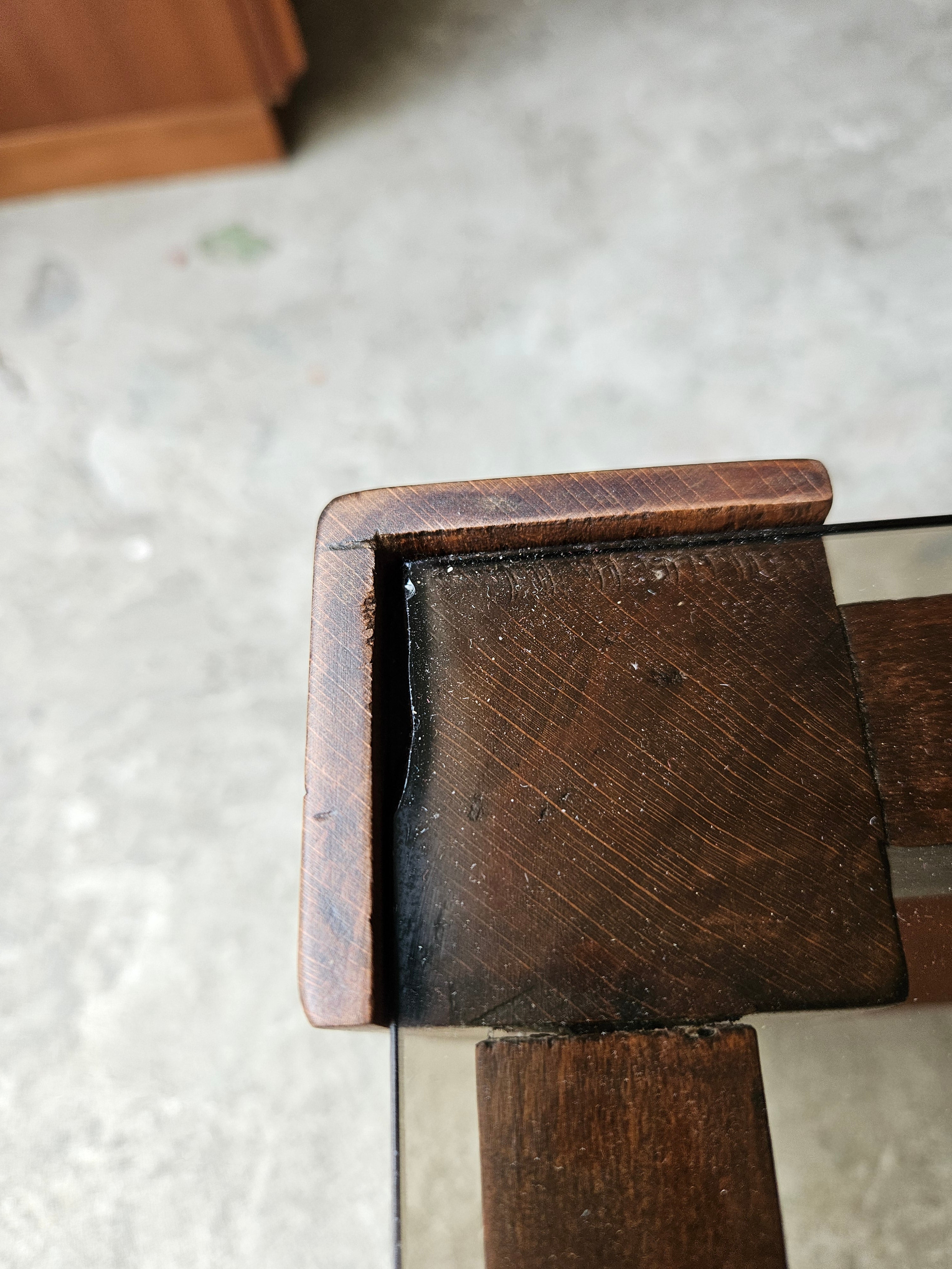 TAVOLINO ANNI 70 CON PIANO IN VETRO