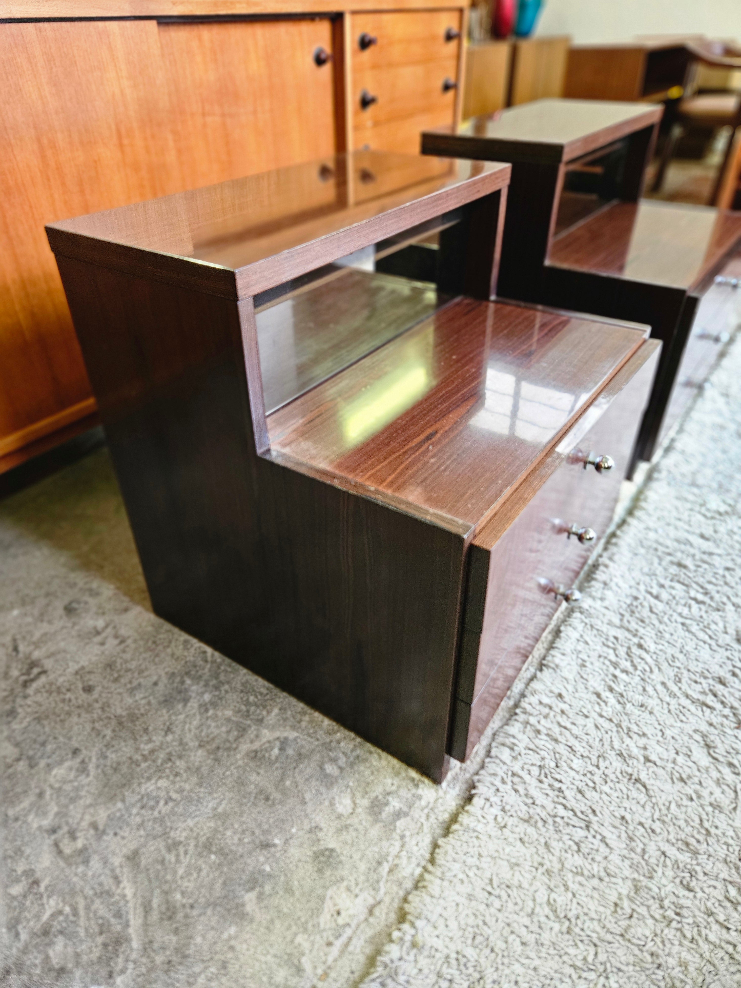 COMODINI VINTAGE ANNI 70