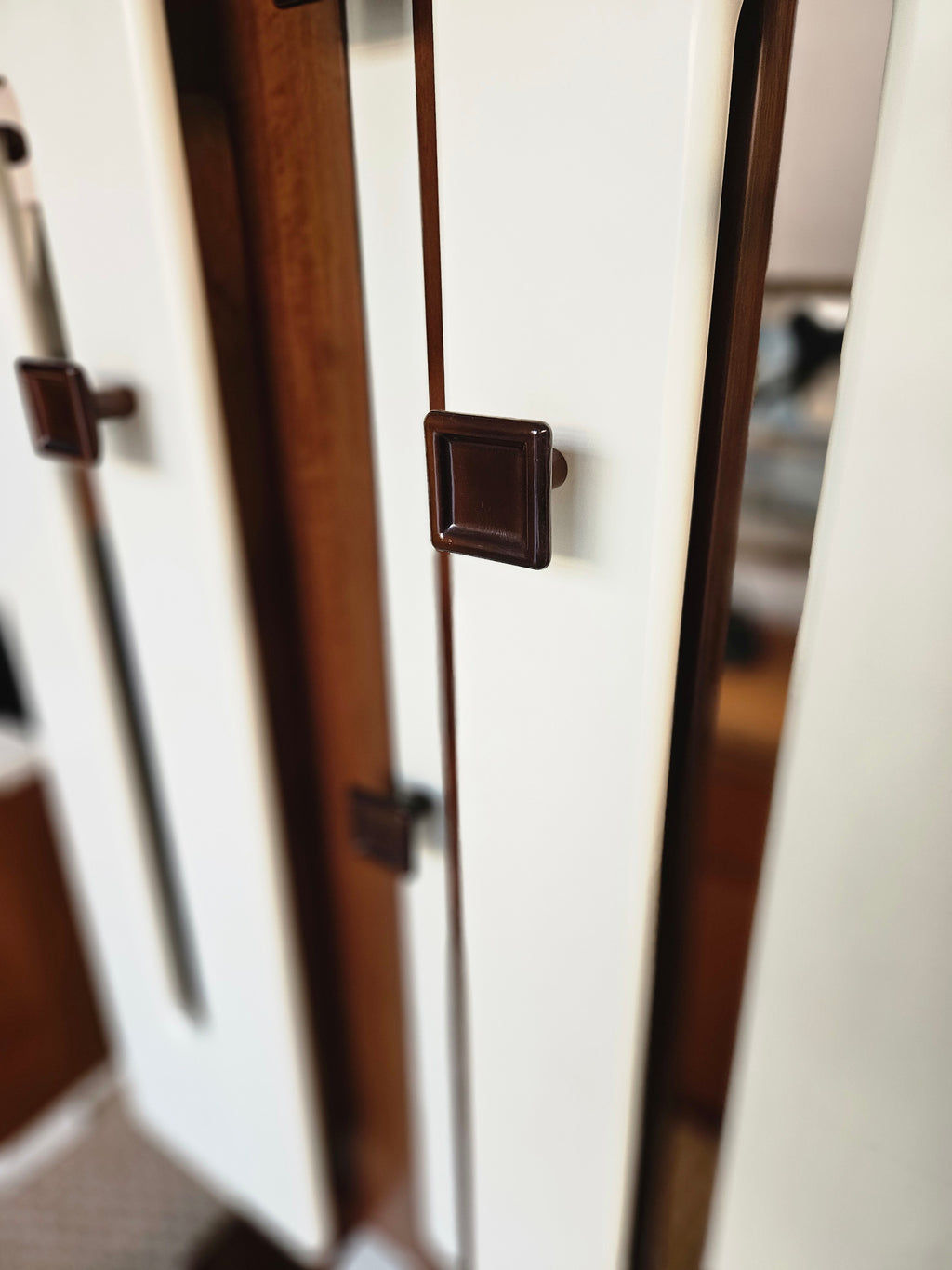 SET CREDENZA E APPENDIABITI SORMANI