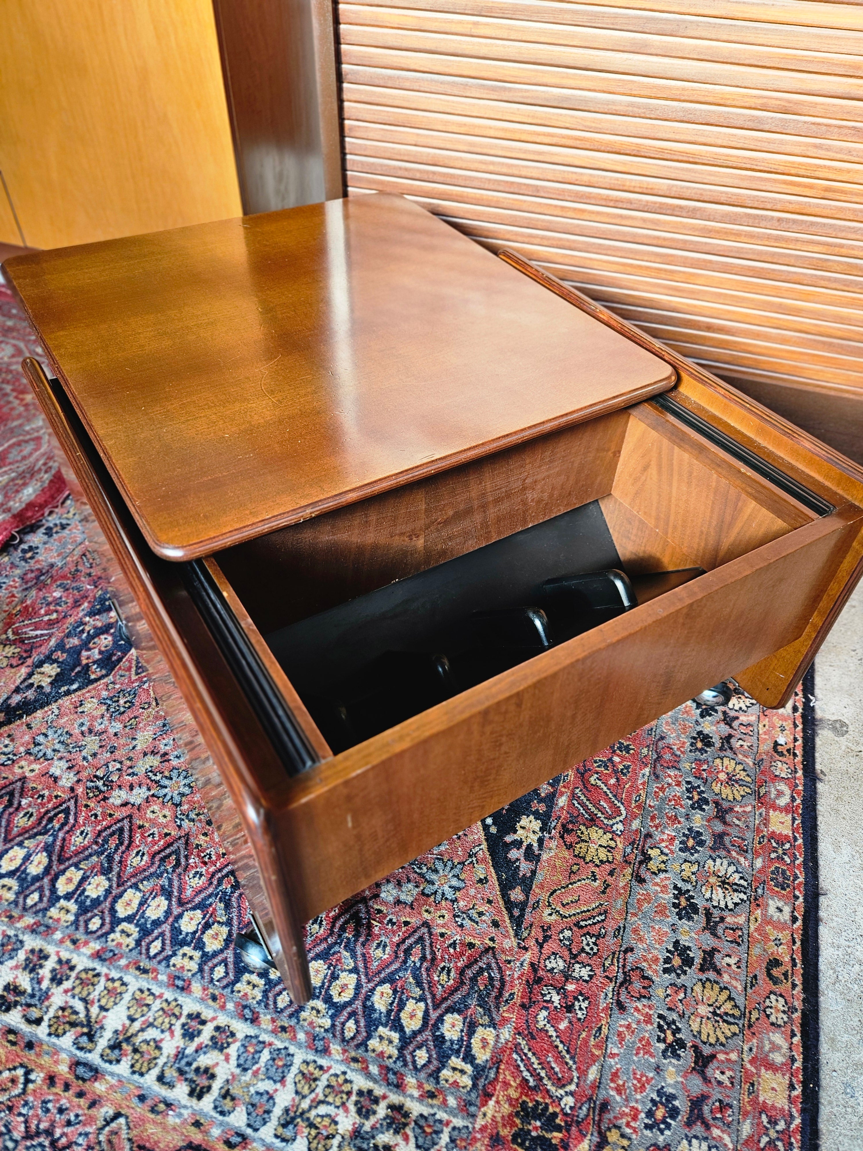 TAVOLINO SPRINGTIME DI MARCO ZANUSO PER ARFLEX