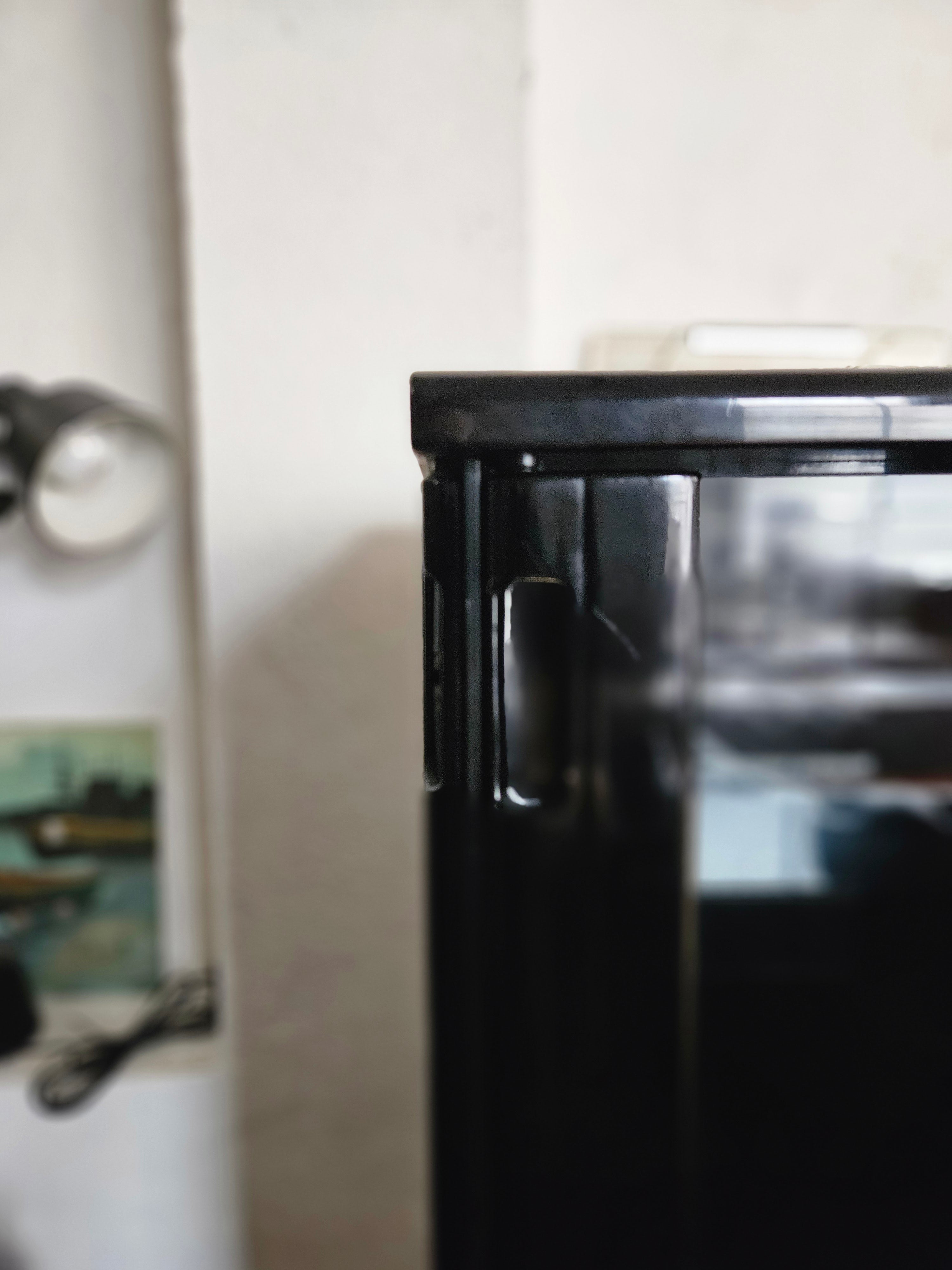 CREDENZA E VETRINA GIANFRANCO FRATTINI PER MOLTENI