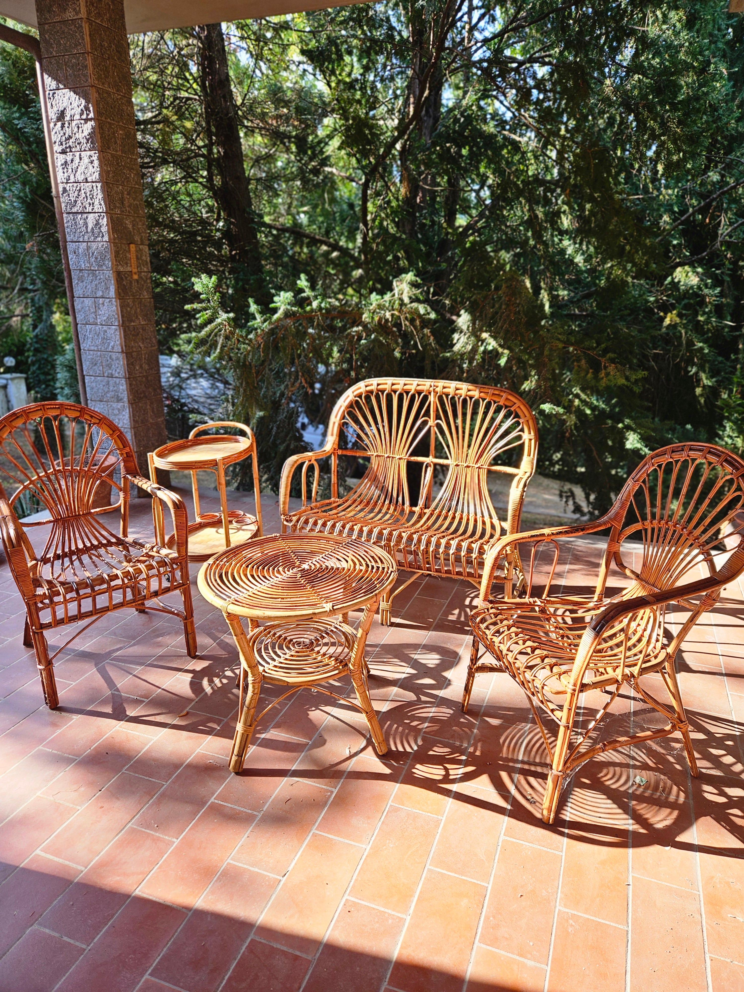 Salottino vintage da esterno in rattan anni 70