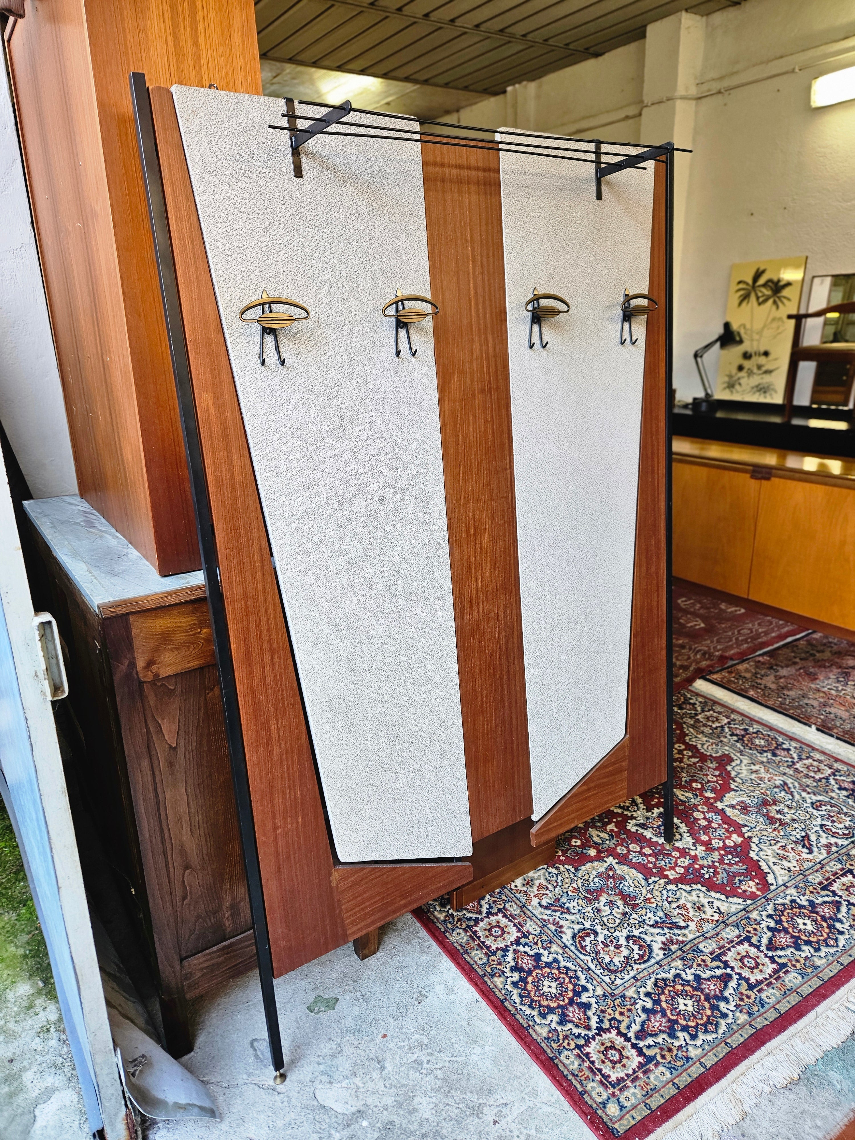 APPENDIABITI VINTAGE ANNI 60