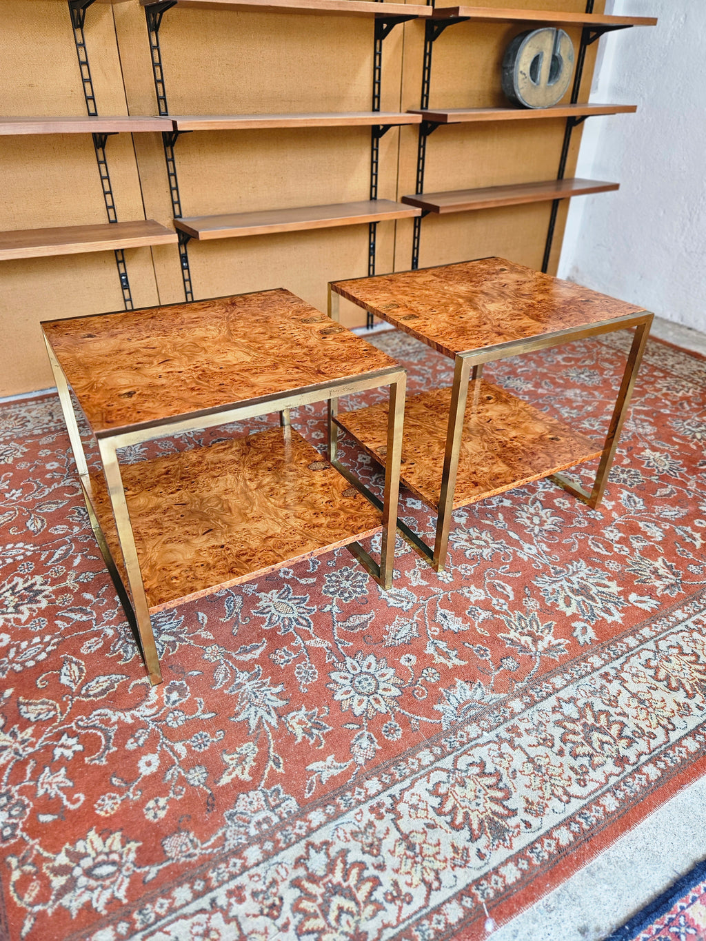 COPPIA DI TAVOLINI IN RADICA
