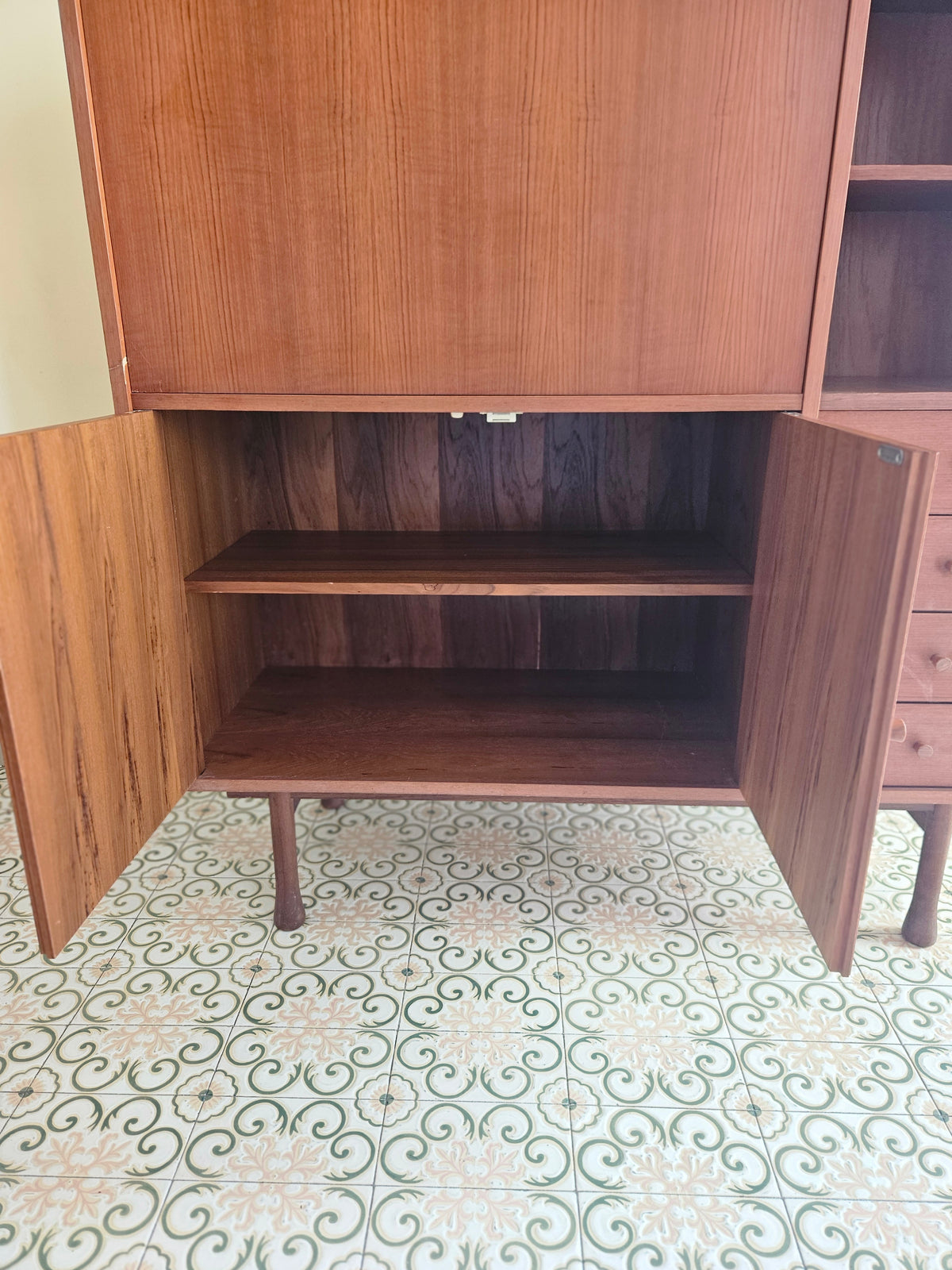 CREDENZA IN STILE SCANDINAVO ANNI 60