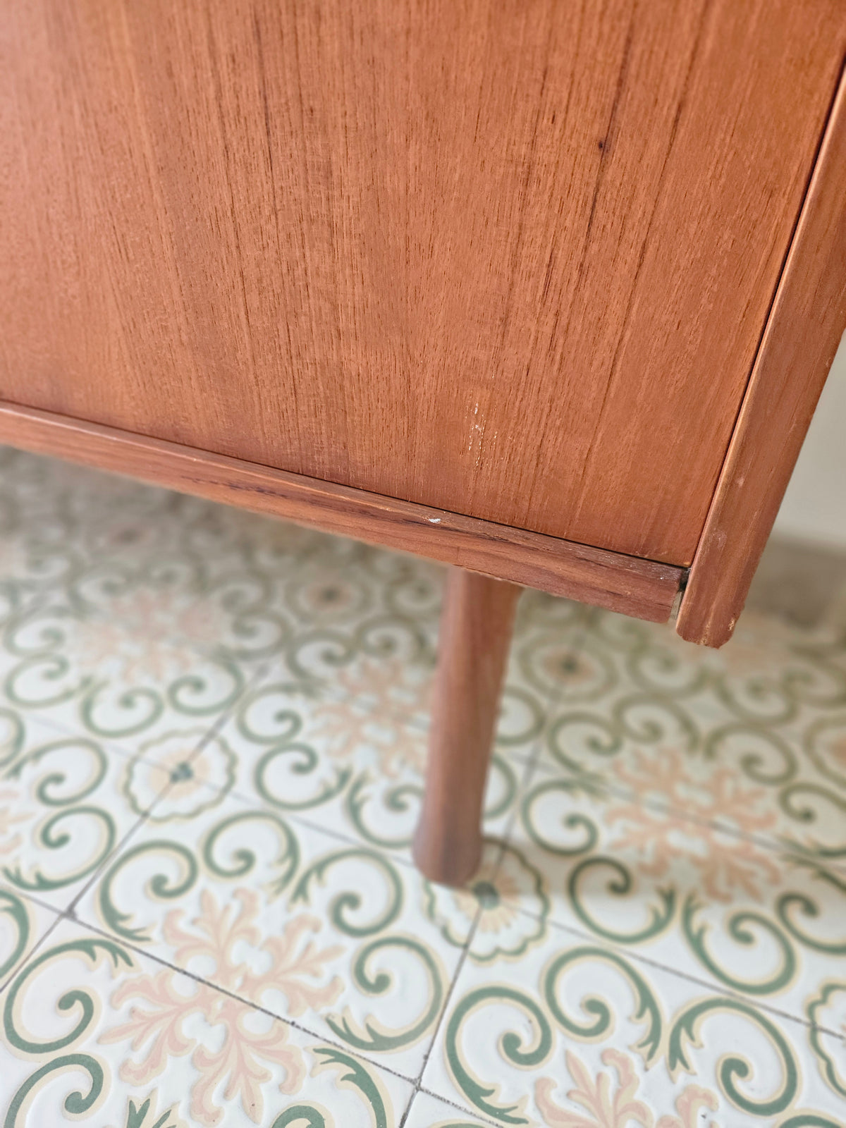 CREDENZA CON SCAFFALATURA IN STILE SCANDINAVO ANNI 60
