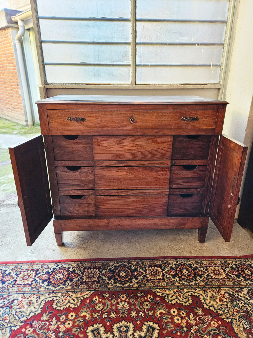 CASSETTIERA IN STILE LIBERTY