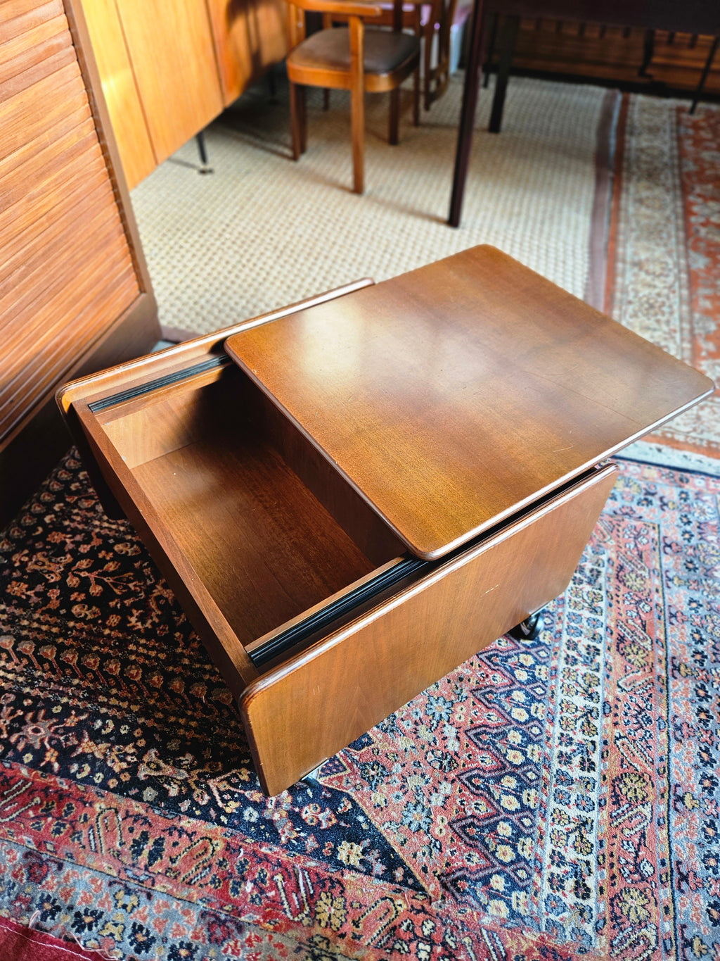 TAVOLINO SPRINGTIME DI MARCO ZANUSO PER ARFLEX