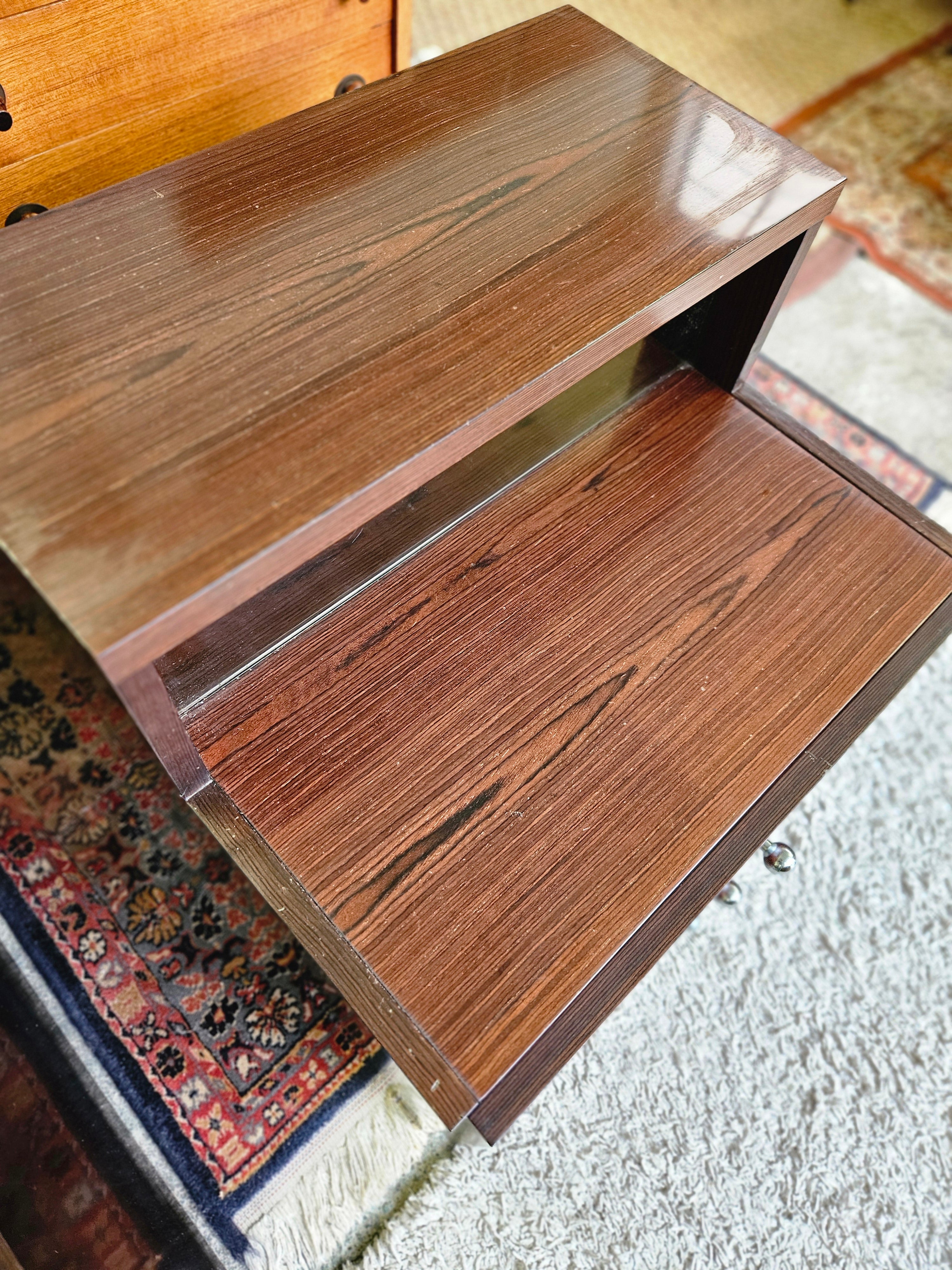 COMODINI VINTAGE ANNI 70