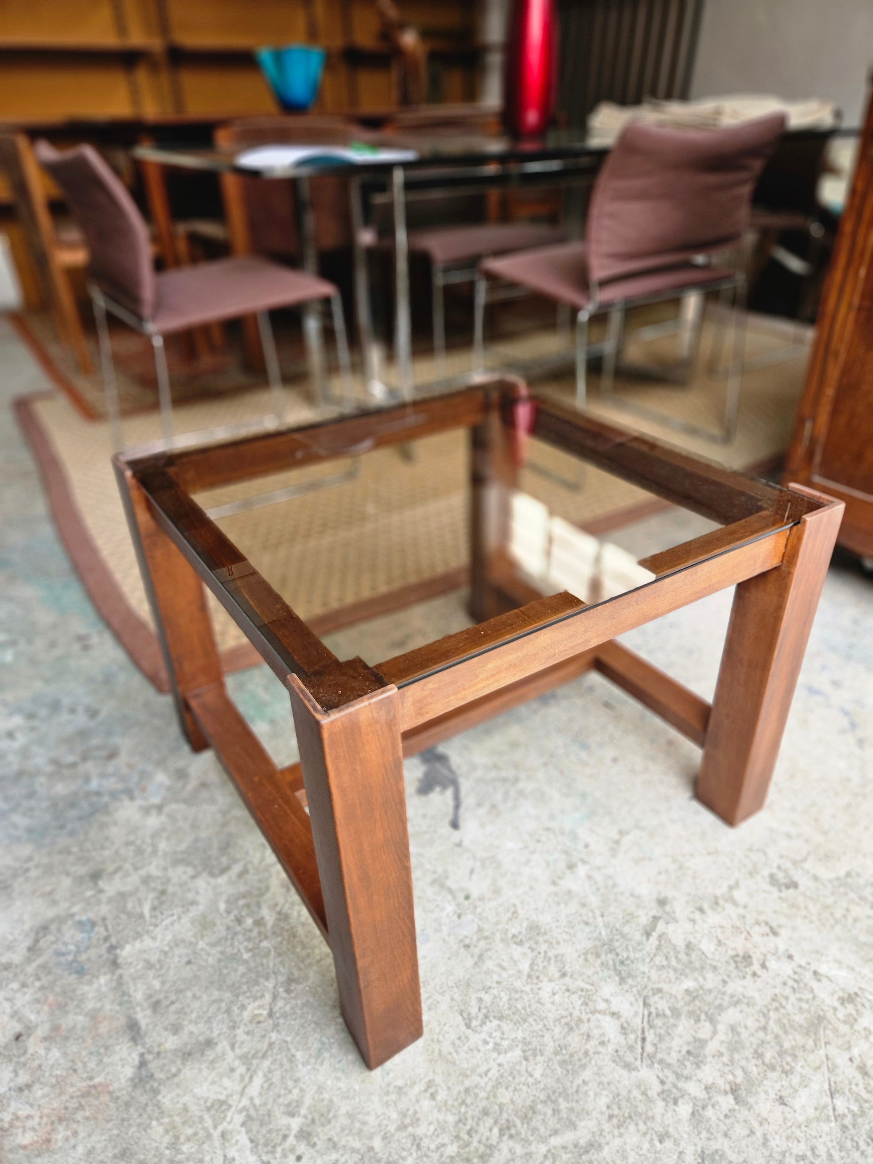 TAVOLINO ANNI 70 CON PIANO IN VETRO