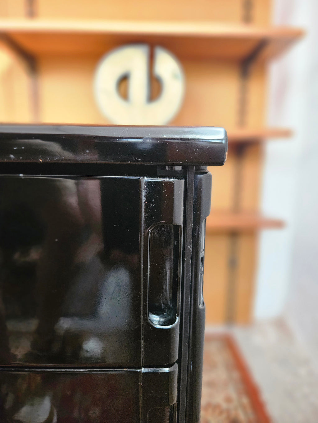 CREDENZA E VETRINA GIANFRANCO FRATTINI PER MOLTENI