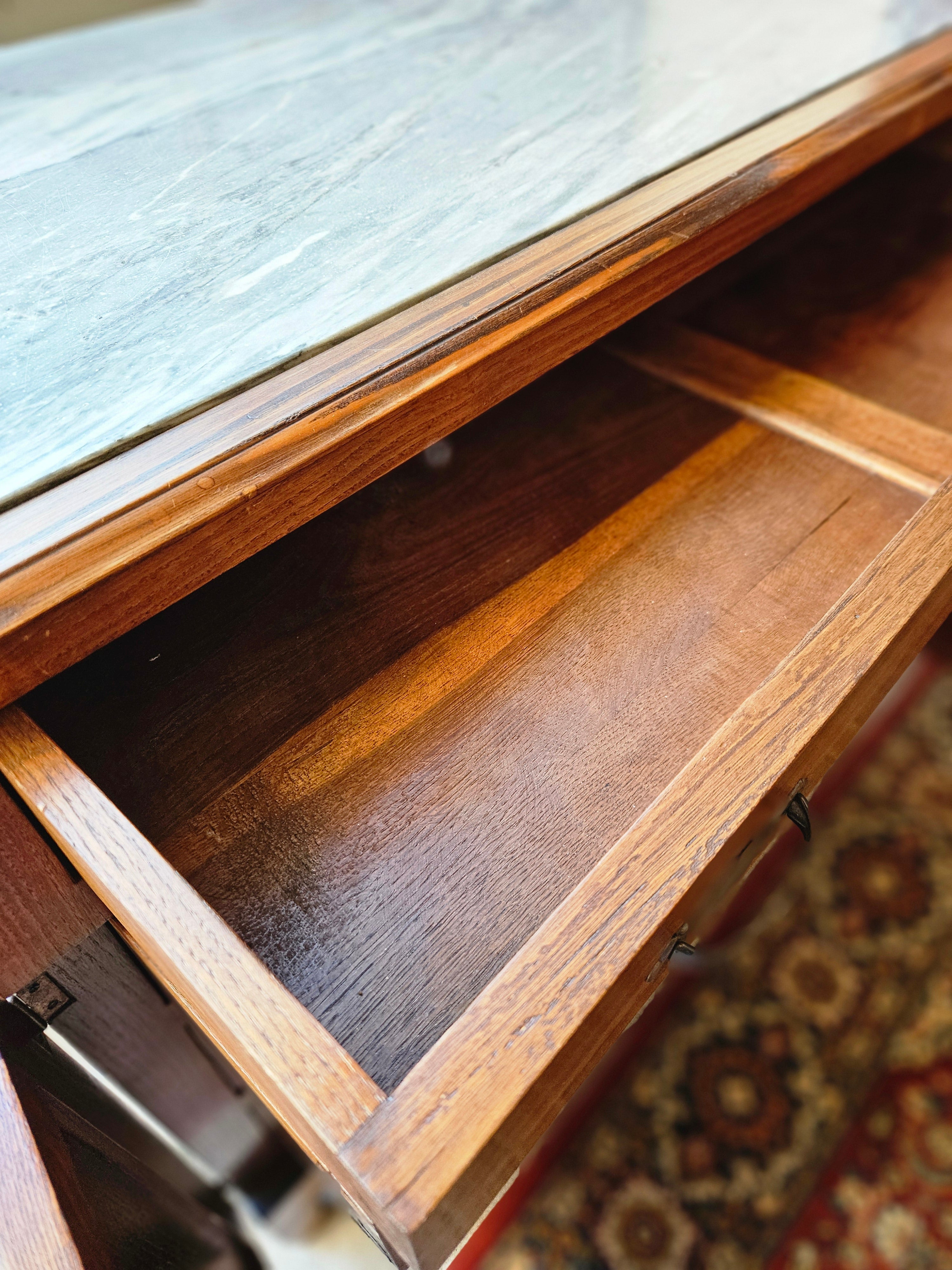 CASSETTIERA IN STILE LIBERTY