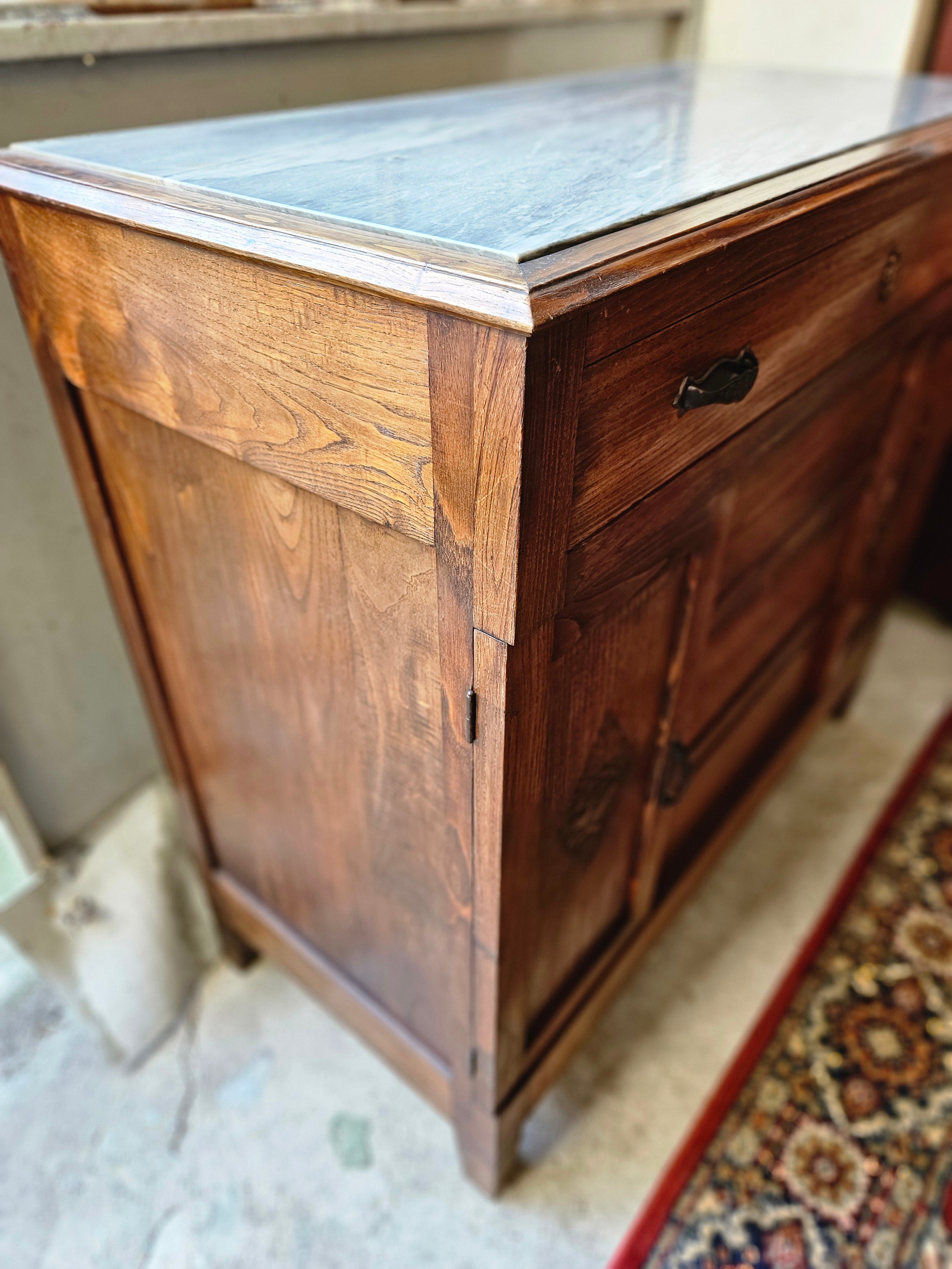 CASSETTIERA IN STILE LIBERTY